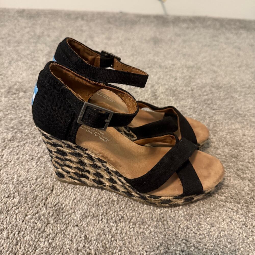 TOMS Black Natural Espadrille Buckle Wedge Shoes Size 6 Canvas Jute Casual